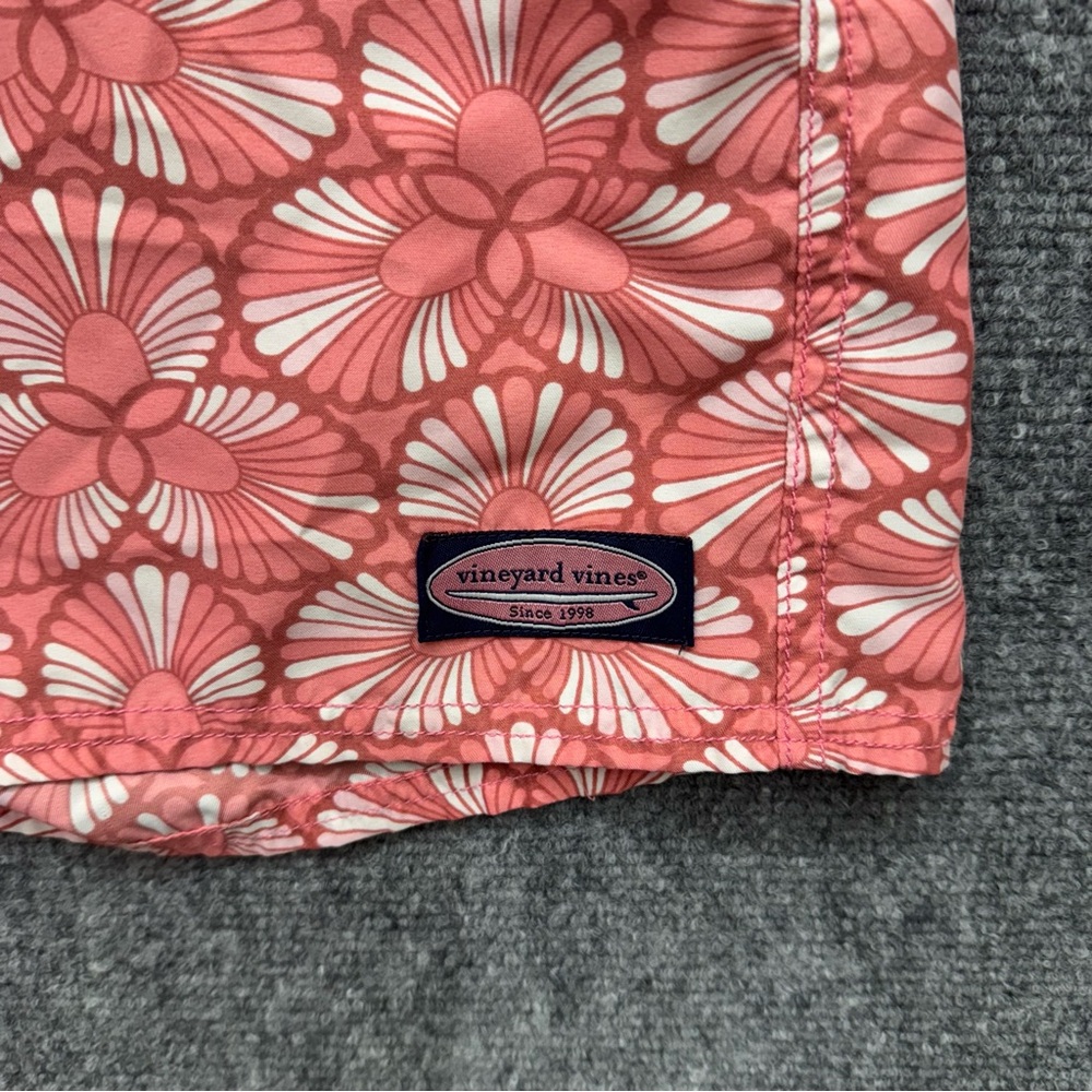 Vineyard Vines Boardshorts swim trunks Pink men's size 38 - Picture 6 of 7